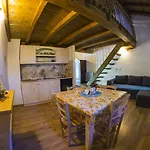Il Borgo Dei Celti フィウマルボ
