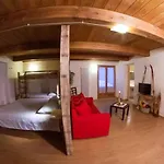 ファームステイ Il Borgo Dei Celti フィウマルボ