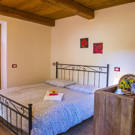 Il Borgo Dei Celti Фермерский дом *