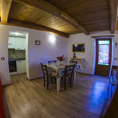 Il Borgo Dei Celti Vakantieboerderij Fiumalbo