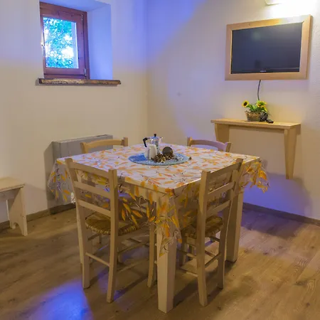 Il Borgo Dei Celti Alloggio per agriturismo *