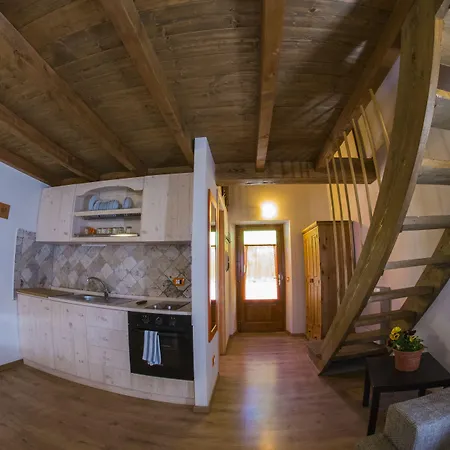 Il Borgo Dei Celti Фермерский дом *