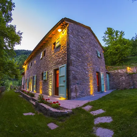 Il Borgo Dei Celti Фермерский дом *