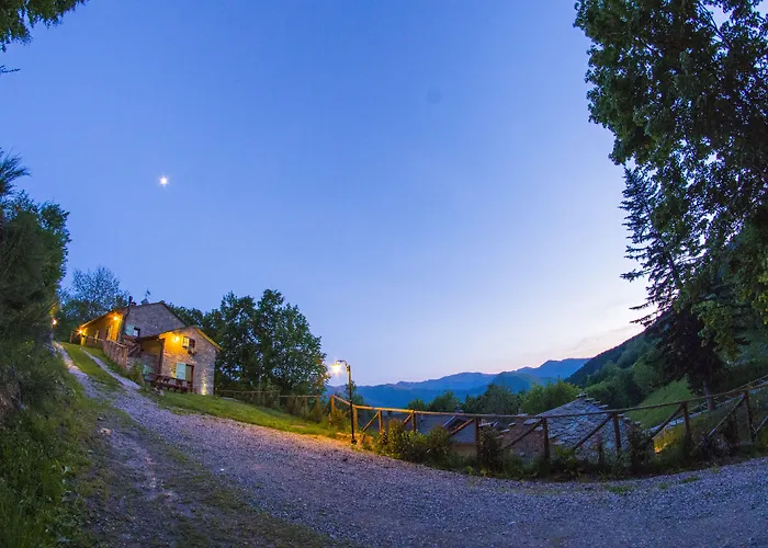 Il Borgo Dei Celti Alloggio per agriturismo Fiumalbo
