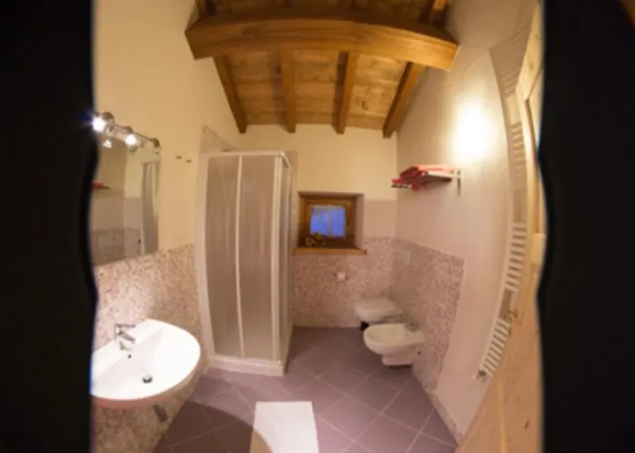 Il Borgo Dei Celti Alloggio per agriturismo *